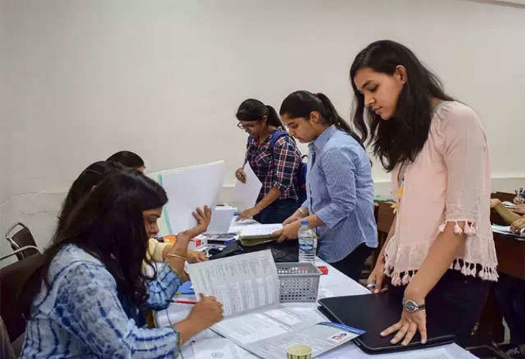 University Education Degree Scholarships
