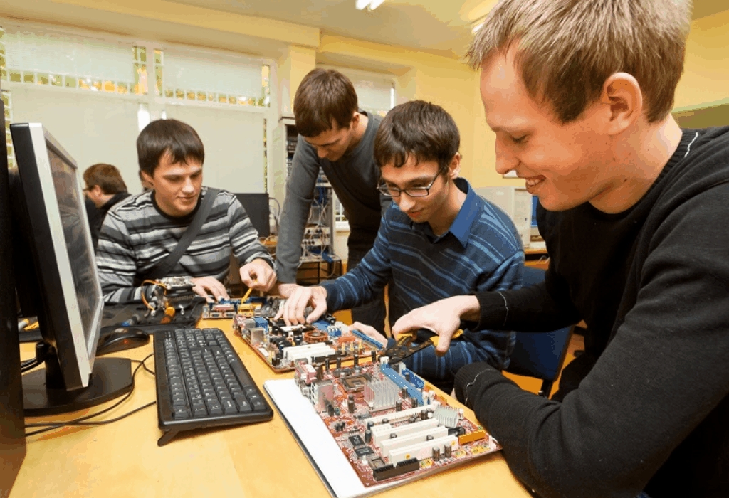 Educational Engineering Scholarships