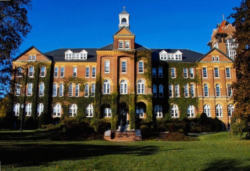 College & University Education Scholarships
