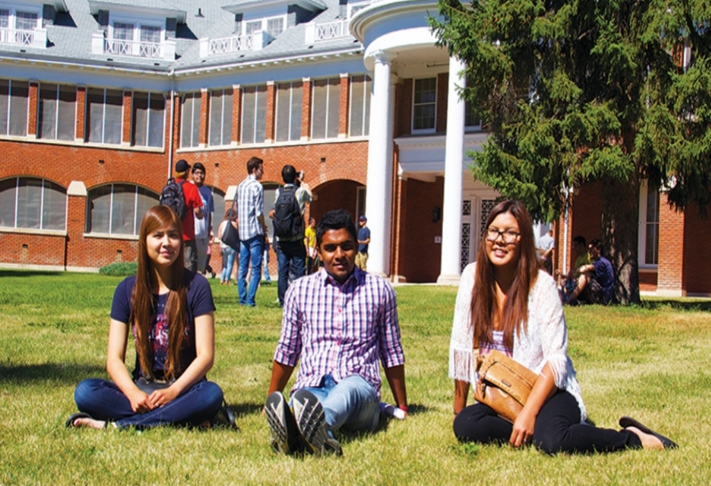 New Essay Education Scholarships